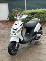 Zip 4t 2011 Snor, Fietsen en Brommers, Scooters | Piaggio, Zip, Ophalen of Verzenden, Zo goed als nieuw, Benzine
