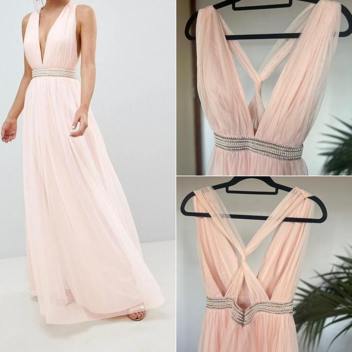 Unieke ASOS Tulejurk met Parels, Kleding | Dames, Jurken, Zo goed als nieuw, Maat 38/40 (M), Roze, Onder de knie, Ophalen of Verzenden