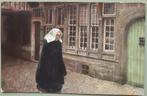Religie - Non wandelt in klooster - jaren 20, Ophalen of Verzenden, 1920 tot 1940, Ongelopen, Overige thema's