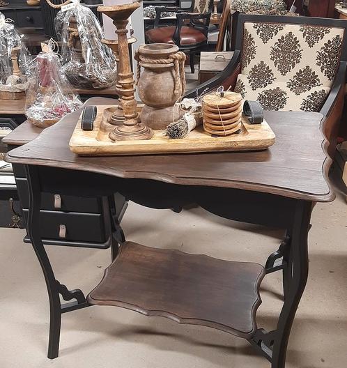 Landelijk, stoere bijzettafel,kleine eettafel,brocante tafel, Huis en Inrichting, Tafels | Eettafels, Zo goed als nieuw, 50 tot 100 cm