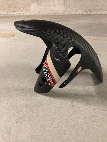 Laag voorspatbord + div. accessoires voor Moto Guzzi V85TT beschikbaar voor biedingen