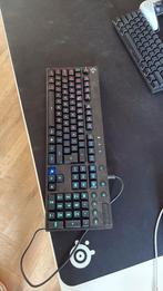 Logitech G810 pijltjes zijn kapot, Computers en Software, Toetsenborden, Gebruikt, Logitech G, Gaming toetsenbord, Ophalen of Verzenden