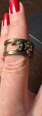 Dyrberg Kern Ring Brons met Bedels, Sieraden, Tassen en Uiterlijk, Ringen, Gebruikt, Bruin, IJzer of Staal, Ophalen of Verzenden