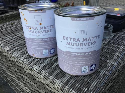 2 potten muurverf van 1liter inhoud, nieuw, ongeopend, Doe-het-zelf en Verbouw, Verf, Beits en Lak, Nieuw, Verf, Minder dan 5 liter