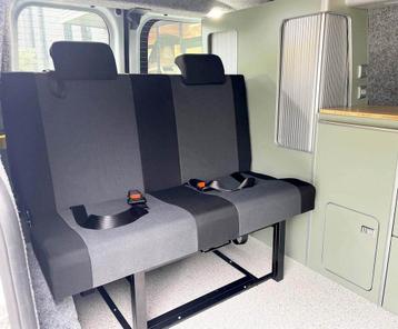 Slaapbank met gordels VW T5 & VW T6 Volkswagen Transporter beschikbaar voor biedingen