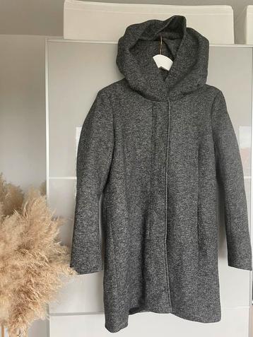 Donkergrijze Jas - Only beschikbaar voor biedingen