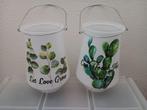 Leuke glazen vazen met melkwit glas en opdruk 2 stuk € 5.-, Ophalen of Verzenden, Nieuw, Wit, Glas