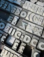 Oude drukletters zetletters loden letters, Ophalen