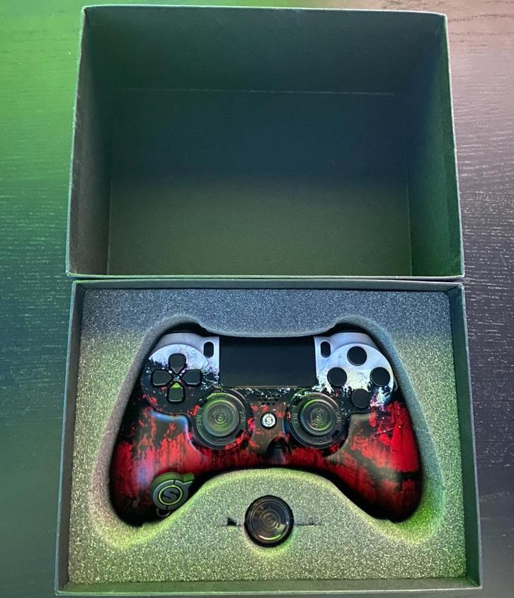 Scuf Impact Controller - Custom Design - PS4 & PC, Spelcomputers en Games, Spelcomputers | Overige, Zo goed als nieuw, Ophalen of Verzenden