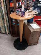 Houten statafel met zwarte voet, Ophalen of Verzenden