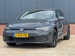 Volkswagen GOLF 8 1.0 TSI 90pk Virtual / Led / Stoel- en stu, Auto's, Voorwielaandrijving, 1160 kg, Gebruikt, Huisgarantie