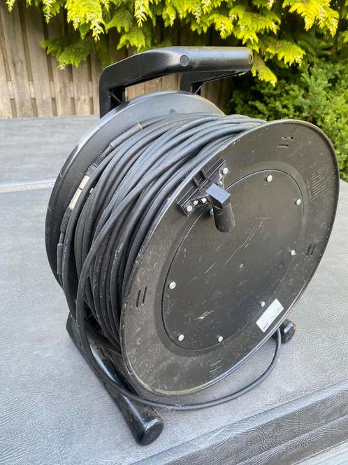 Schill GT450SOkabelhaspel incl100m Tasker geluidkabel 2x2.50, Muziek en Instrumenten, Kabels en Stekkers, Gebruikt, Speaker of Versterker