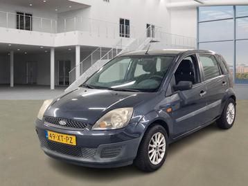 Ford Fiësta 1.3 8V 5DR 2007 Grijs / Airco  beschikbaar voor biedingen