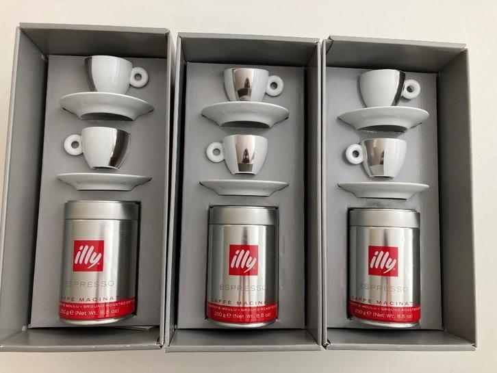 illy collection 2002 espresso cups Michelangelo Pistoletto., Verzamelen, Porselein, Kristal en Bestek, Nieuw, Kop en/of schotel