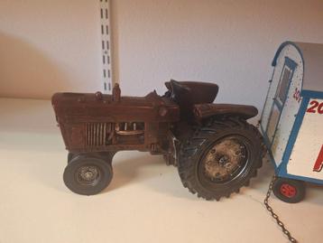 Prachtige grote tractor ca 30 cm. beschikbaar voor biedingen