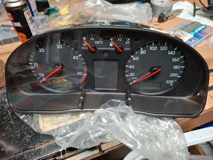 Passat B5 Teller Origineel Nieuw VW, Auto-onderdelen, Dashboard en Schakelaars, Volkswagen, Nieuw, Ophalen of Verzenden