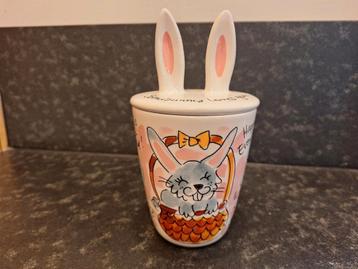 Blond Amsterdam Pasen mok met oren roze beschikbaar voor biedingen