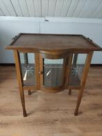 Eiken theemeubel met gravure en los dienblad, Ophalen