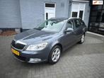 Skoda Octavia Combi 1.8 TSI | NAVI | XENON | TREKHAAK |, Euro 5, Gebruikt, Zwart, 4 cilinders