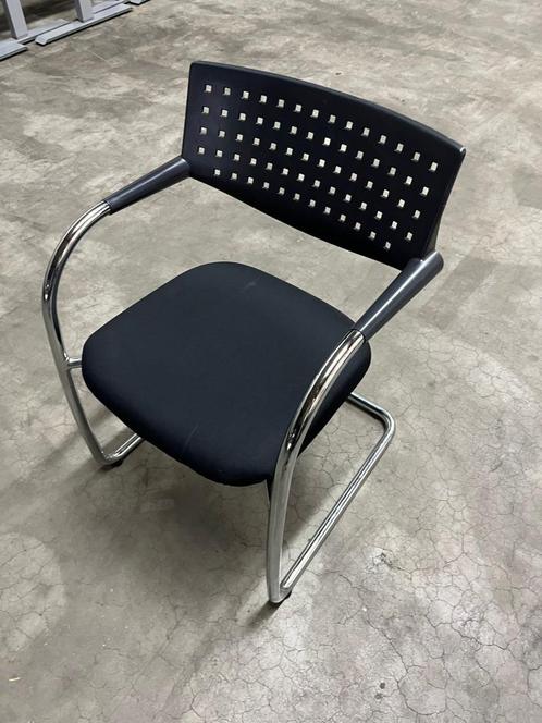 Vitra Visavis Vergaderstoel Zwart Stof – Chroom prijs voor 6, Huis en Inrichting, Stoelen, Gebruikt, Vijf, Zes of meer stoelen