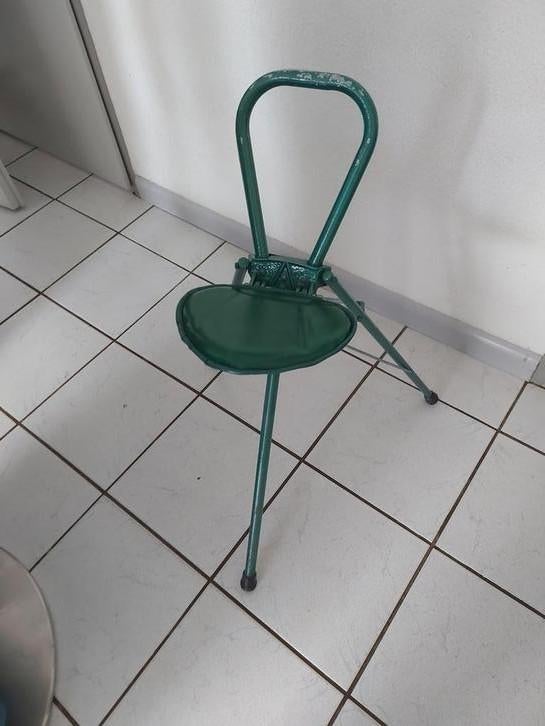 Fijn inklapbaar krukje/ 3 poot, Ophalen, Gebruikt, Eén
