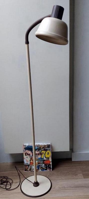 70's vloerlamp space age midcentury eyecatcher beschikbaar voor biedingen