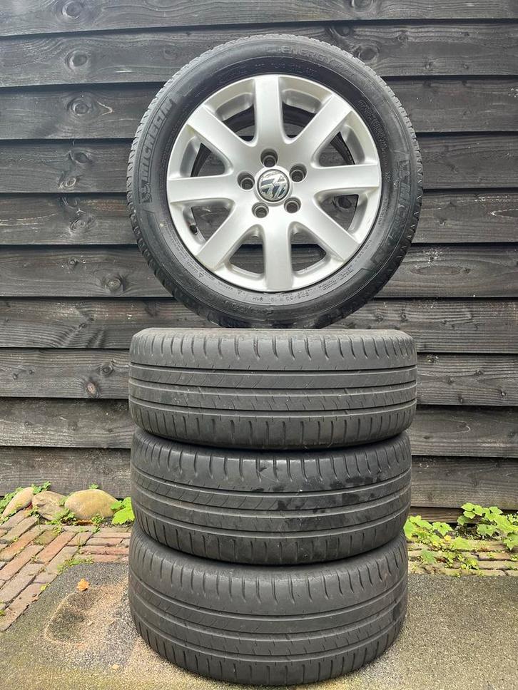 16 inch Originele VW Velgen 5x112 Lichtmetaal met zomerband, Auto-onderdelen, Banden en Velgen, Velg(en), Zomerbanden, 16 inch