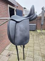 Brandt Dressuurzadel 17,5 inch, Dieren en Toebehoren, Paarden en Pony's | Zadels, Ophalen, Gebruikt, Dressuur