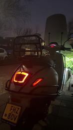 Mooie Vespa Sprint - full option, Ophalen, Zo goed als nieuw, Benzine, Vespa