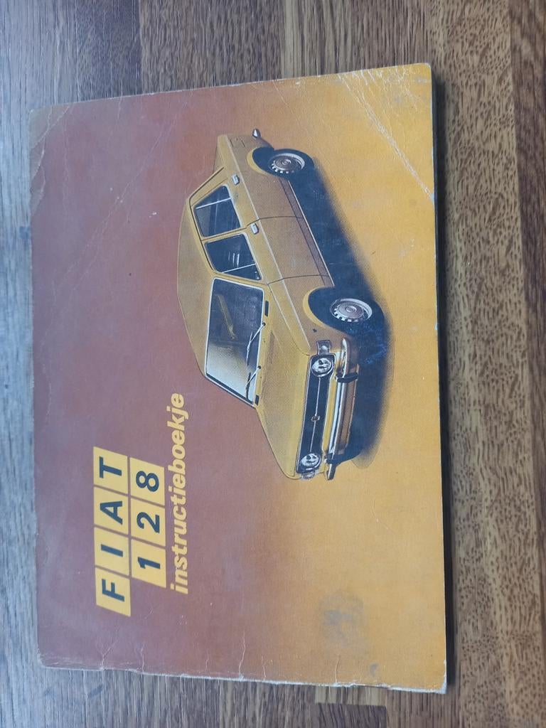 Oude Handleiding FIAT 128  1972 NL, Ophalen of Verzenden