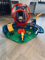 HotWheels MonsterTruck Racebaan+2 Monstertrucks+2 hw auto's, Ophalen, Racebaan, Zo goed als nieuw, Hot Wheels
