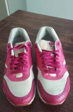 Nike Air Max 1 maat 41, Ophalen of Verzenden, Zo goed als nieuw, Roze, Sneakers of Gympen