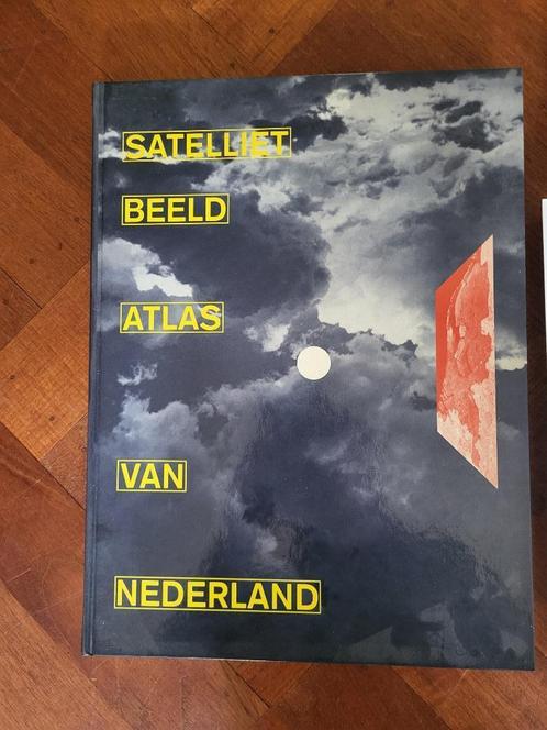 Diverse Atlassen, Boeken, Atlassen en Landkaarten, Gelezen, Bosatlas, Wereld, 1800 tot 2000, Ophalen