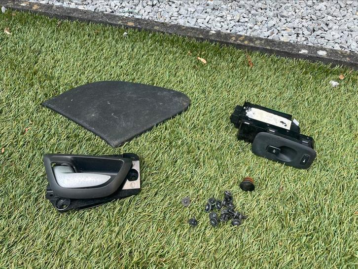 Deurhendel, raamschakelaar en luidsprekerkap Volvo XC90, Auto-onderdelen, Overige Auto-onderdelen, Volvo, Ophalen of Verzenden