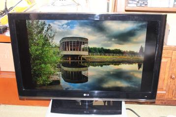 LG TV 42" beschikbaar voor biedingen