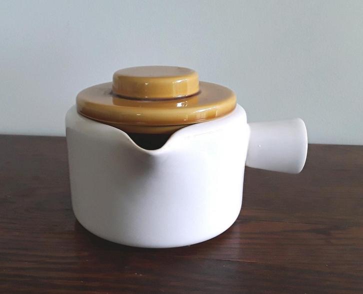 Vintage sauskom Driehoek Huizen Holland model Utrecht, Huis en Inrichting, Keuken | Servies, Zo goed als nieuw, Kom(men), Overige stijlen