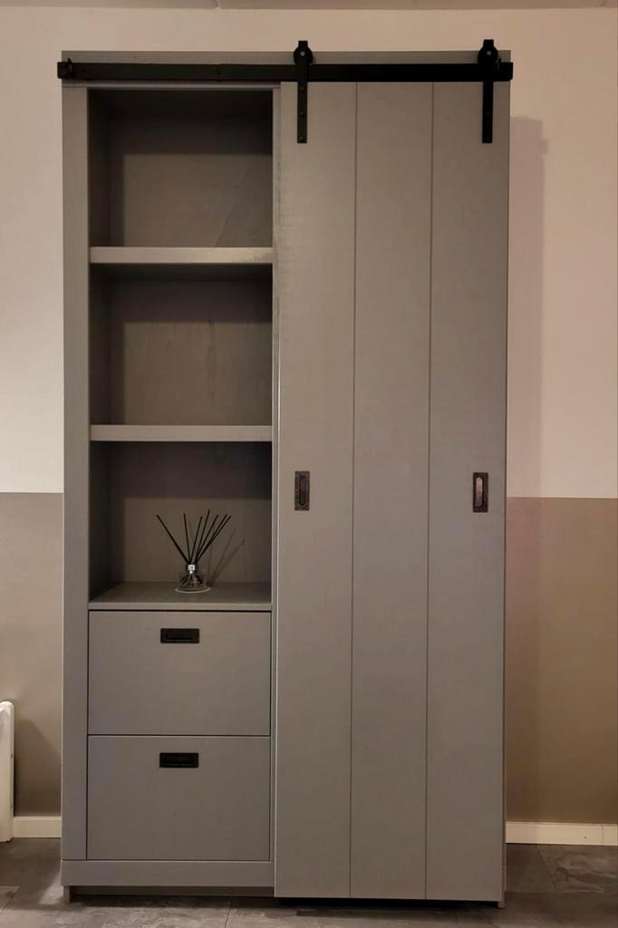 vtwonen Slide Barn Opbergkast, Huis en Inrichting, Kasten | Kledingkasten, Zo goed als nieuw, 150 tot 200 cm, 100 tot 150 cm, 25 tot 50 cm