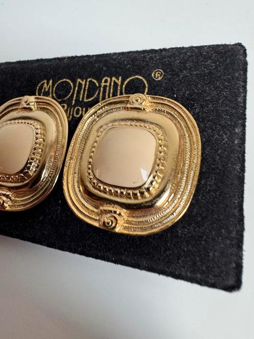 Mondano Bijoux Vintage Jaren 80 oorbellen goud, Sieraden, Tassen en Uiterlijk, Oorbellen, Nieuw, Overige materialen, Goud, Verzenden