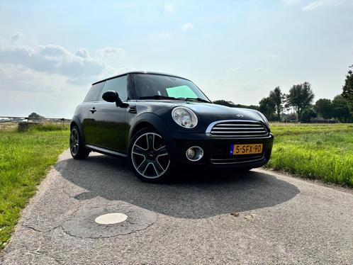 Mini (r56) One 1.6 75pk 2010 Zwart, Auto's, Mini, Particulier, One, ABS, Airbags, Boordcomputer, Centrale vergrendeling, Climate control