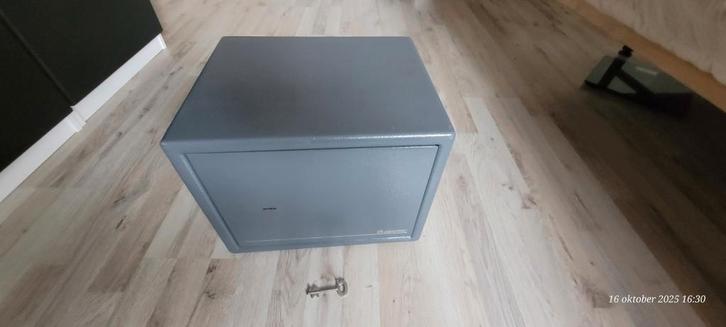 Sentry kluis, Huis en Inrichting, Woonaccessoires | Kisten, Gebruikt, Minder dan 50 cm, Minder dan 50 cm, Ophalen