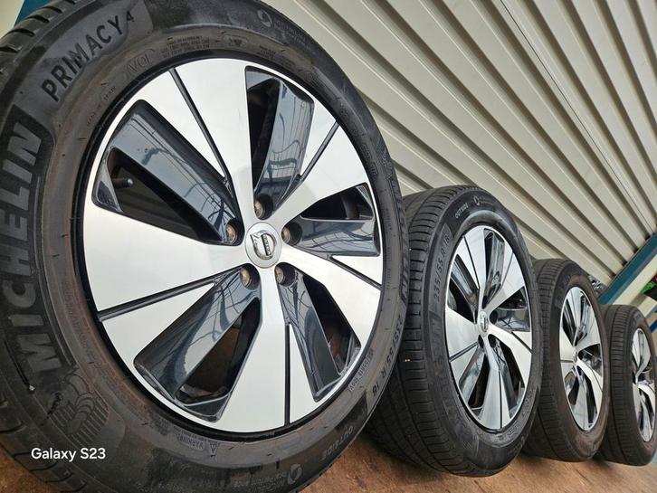 18 inch originele Volvo XC40 EXC40 velgen Michelin banden, Auto-onderdelen, Banden en Velgen, Banden en Velgen, All Season, 18 inch