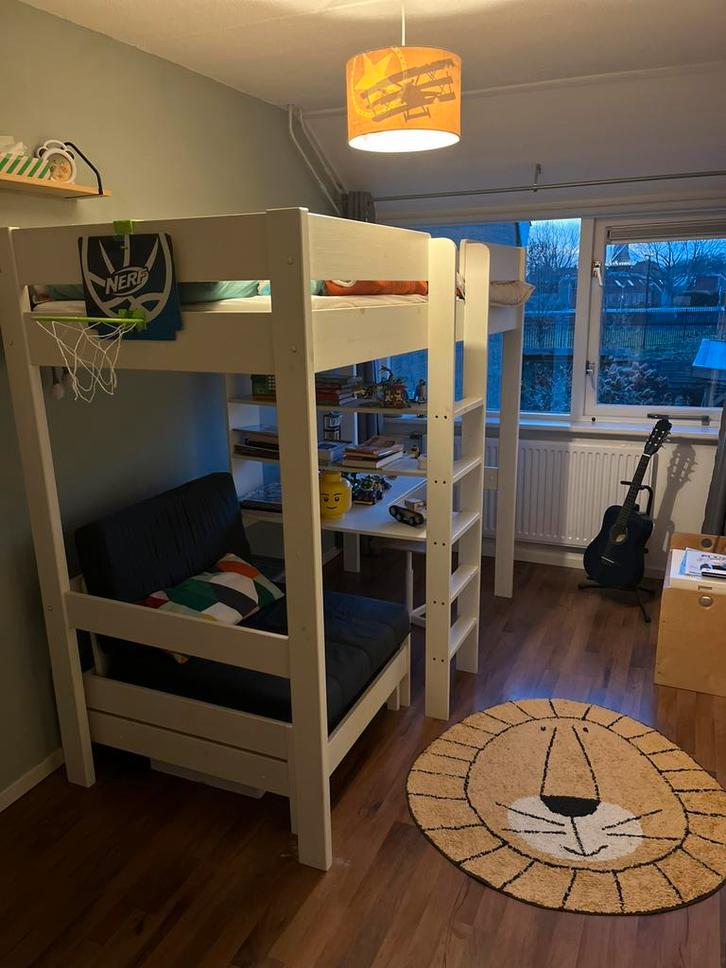 Hoogslaper met slaapbank en bureau - wit -, Kinderen en Baby's, Kinderkamer | Stapelbedden en Hoogslapers, Zo goed als nieuw, Hoogslaper