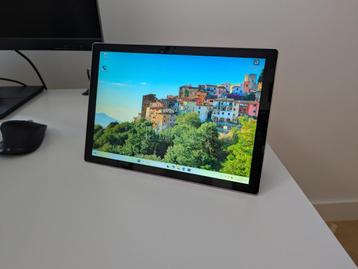 Microsoft Surface Pro 5 (Core i5, 8GB, 128GB SSD) beschikbaar voor biedingen