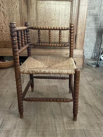 Bobbin hoekstoel met Rietzitting beschikbaar voor biedingen
