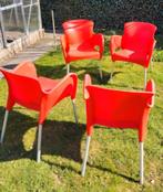 4 gebruikte rood-oranje kuipstoelen, Huis en Inrichting, Ophalen, Overige materialen, Gebruikt, Vier
