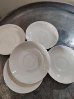 Wedgwood Queen's Plain Ivory Schotels (5 stuks), Huis en Inrichting, Keuken | Servies, Ophalen of Verzenden, Zo goed als nieuw