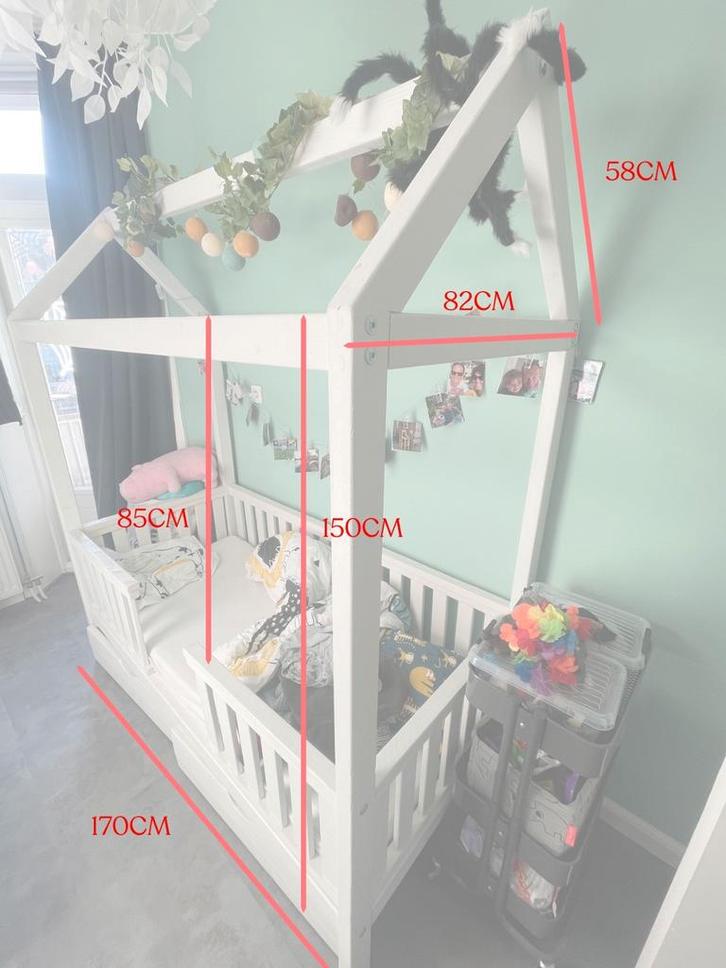 Peuterbed huisje, Kinderen en Baby's, Kinderkamer | Bedden, Gebruikt, 160 tot 180 cm, 70 tot 85 cm, Matras, Ophalen