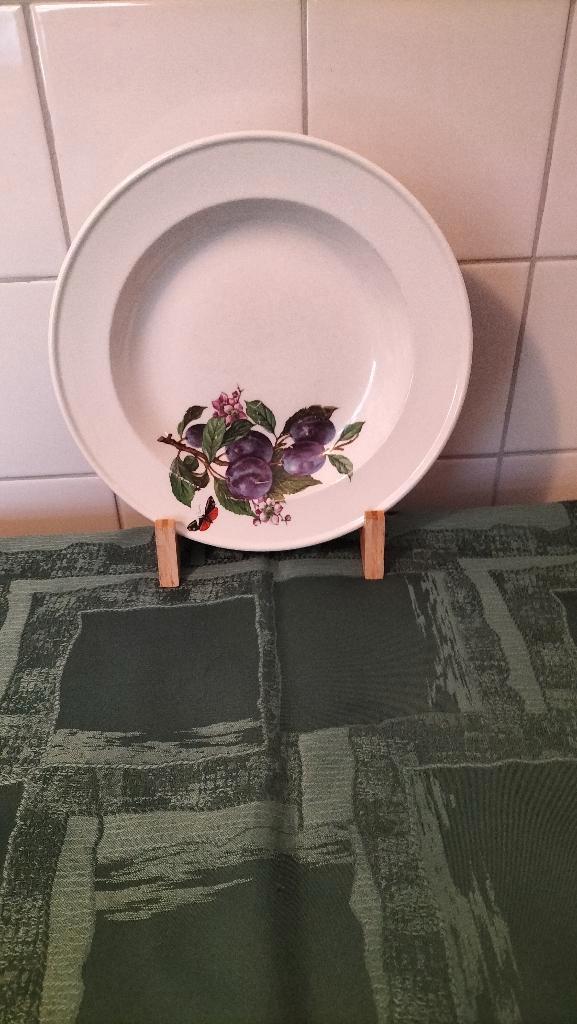 2 oude Peters Reqout diepe borden Als nieuw., Huis en Inrichting, Keuken | Servies, Zo goed als nieuw, Bord(en), Overige stijlen