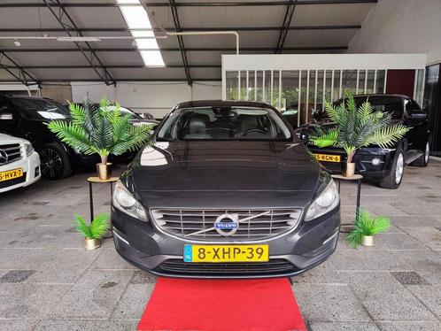 Volvo S60 1.6 D2 KINETIC AUT NAVI FACELIFT! 2014, Auto's, Volvo, Bedrijf, Te koop, S60, Diesel, Euro 5, B, Sedan, Automaat, Origineel Nederlands