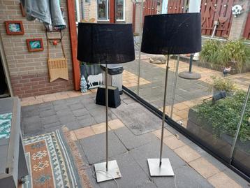 2 Stuks Stijlvolle Staande Schemerlampen beschikbaar voor biedingen